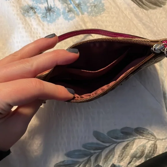 Coach wristlet - Picture 2 of 2